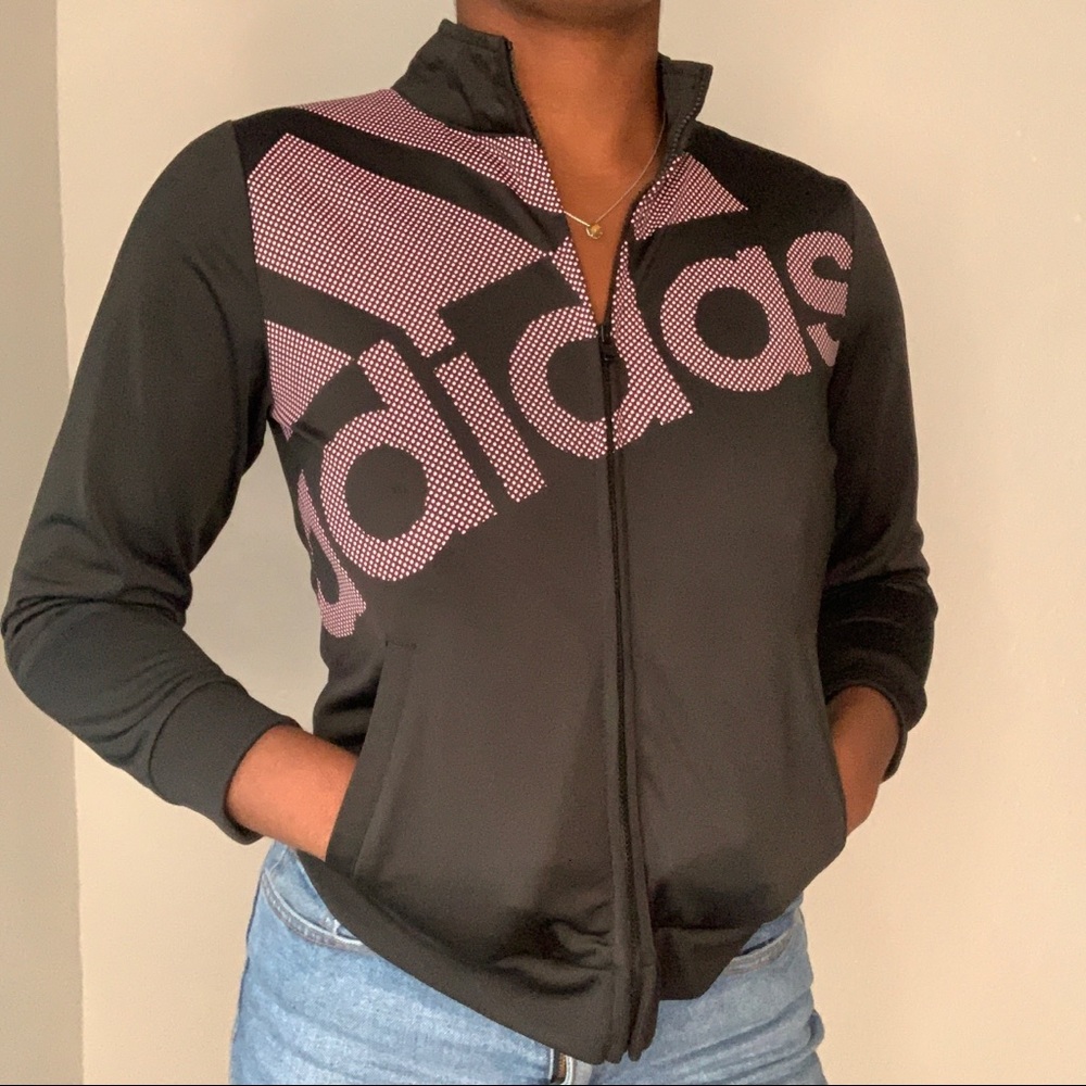 Black and pink adidas track jacket 🏃🏿‍♀️